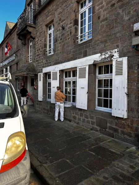 travaux-peinture-ancien-hotel-barfleur__